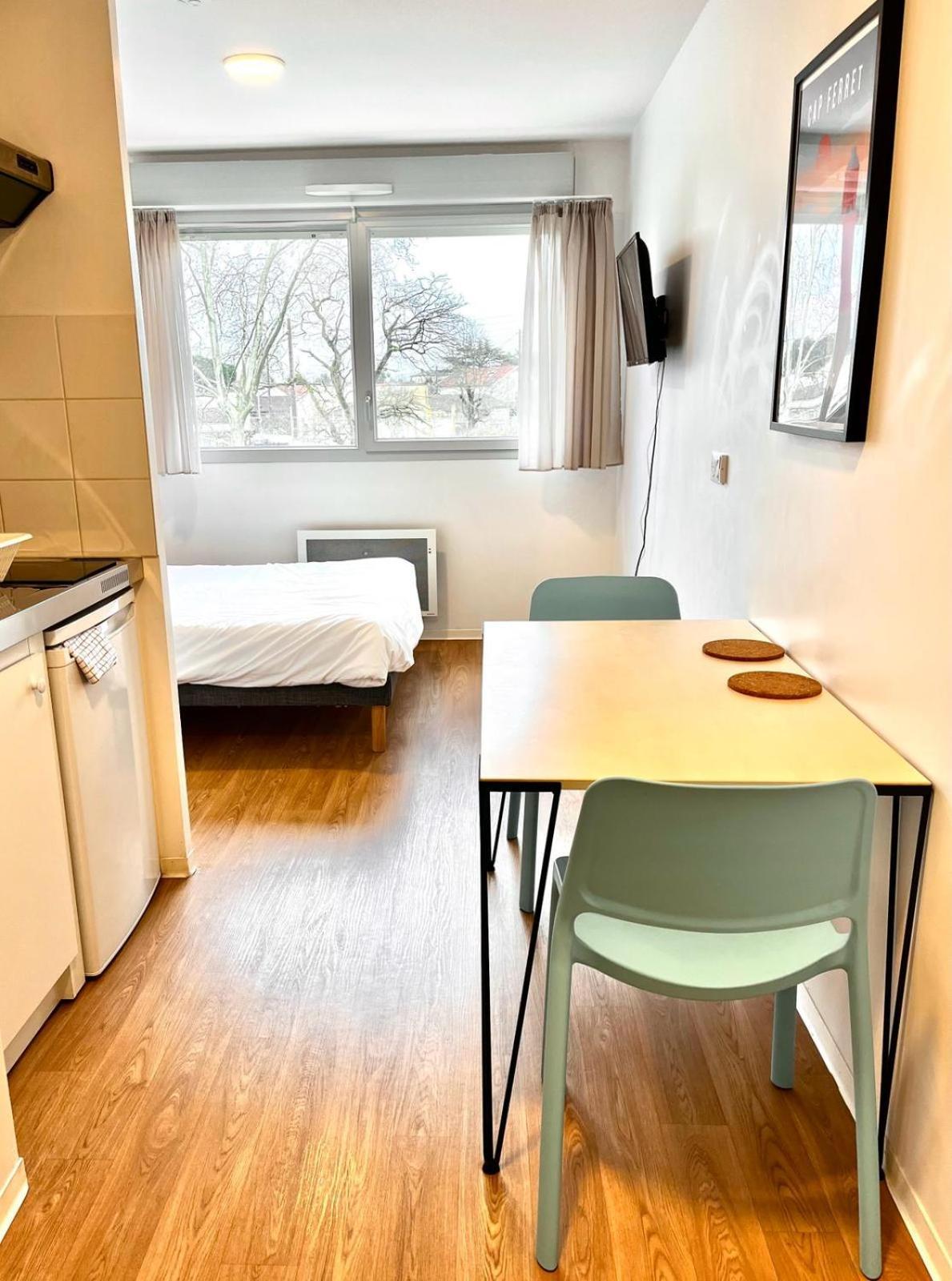 Residence Hoteliere Le Prado Libourne Eksteriør billede